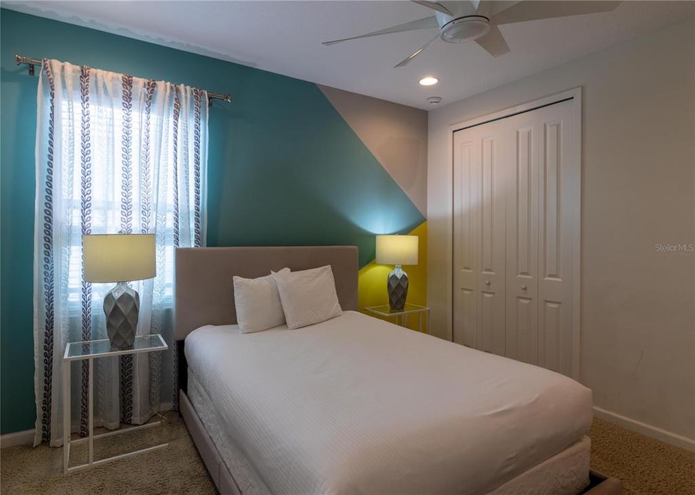 For Sale: $1,550,000 (14 beds, 11 baths, 6404 Square Feet)