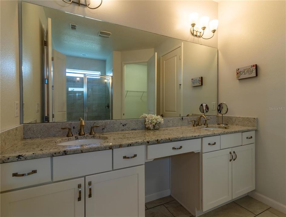 For Sale: $1,550,000 (14 beds, 11 baths, 6404 Square Feet)