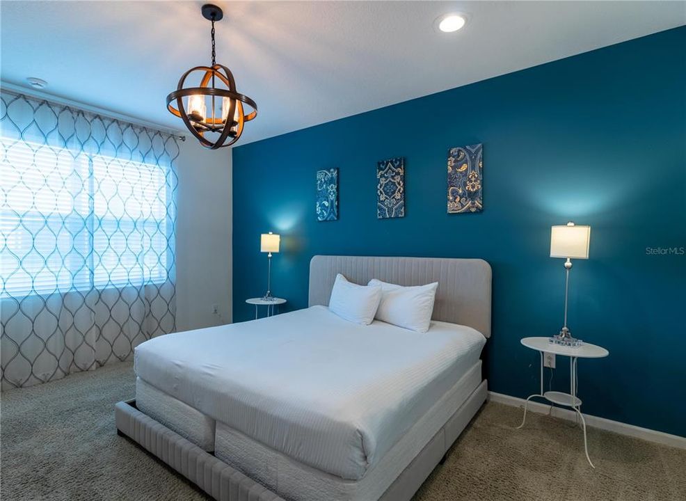 For Sale: $1,550,000 (14 beds, 11 baths, 6404 Square Feet)