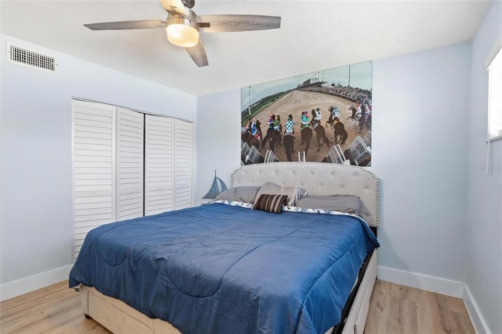Activo con contrato: $320,000 (1 camas, 1 baños, 650 Pies cuadrados)
