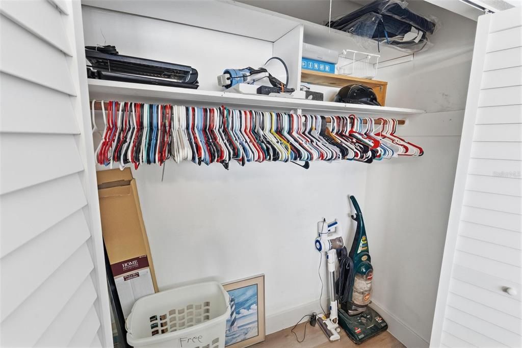 Activo con contrato: $320,000 (1 camas, 1 baños, 650 Pies cuadrados)