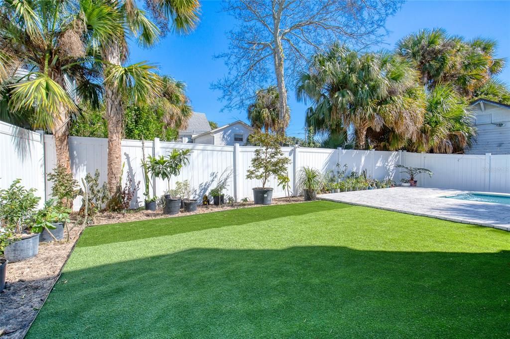 En Venta: $948,000 (4 camas, 3 baños, 2864 Pies cuadrados)