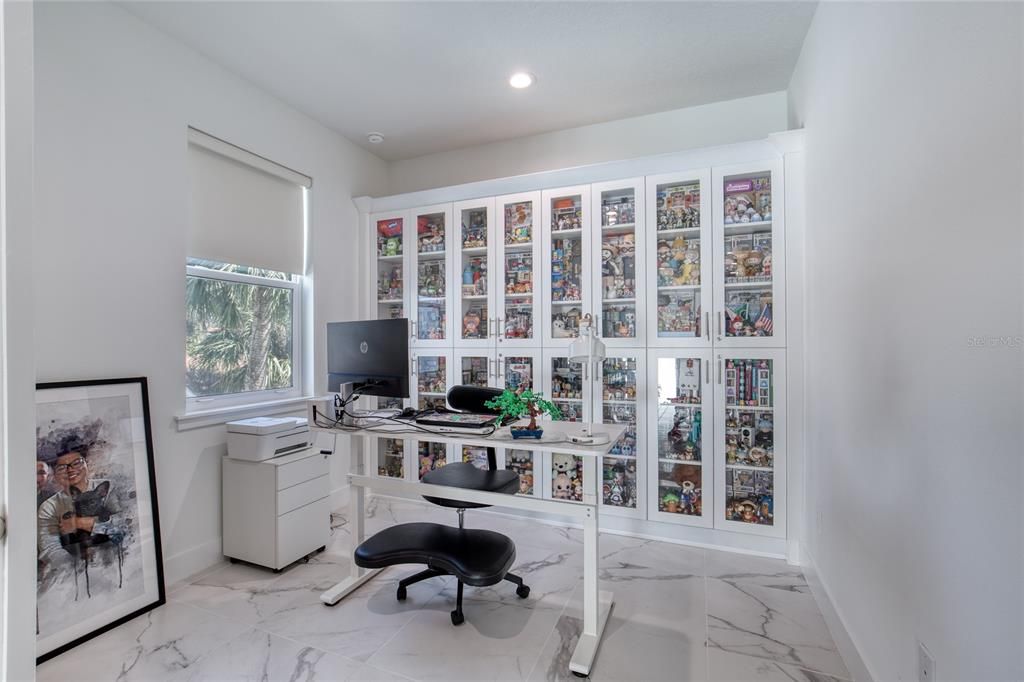 En Venta: $948,000 (4 camas, 3 baños, 2864 Pies cuadrados)