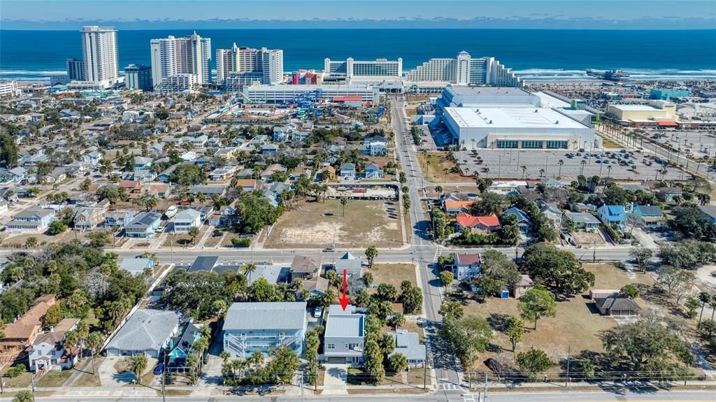 En Venta: $948,000 (4 camas, 3 baños, 2864 Pies cuadrados)