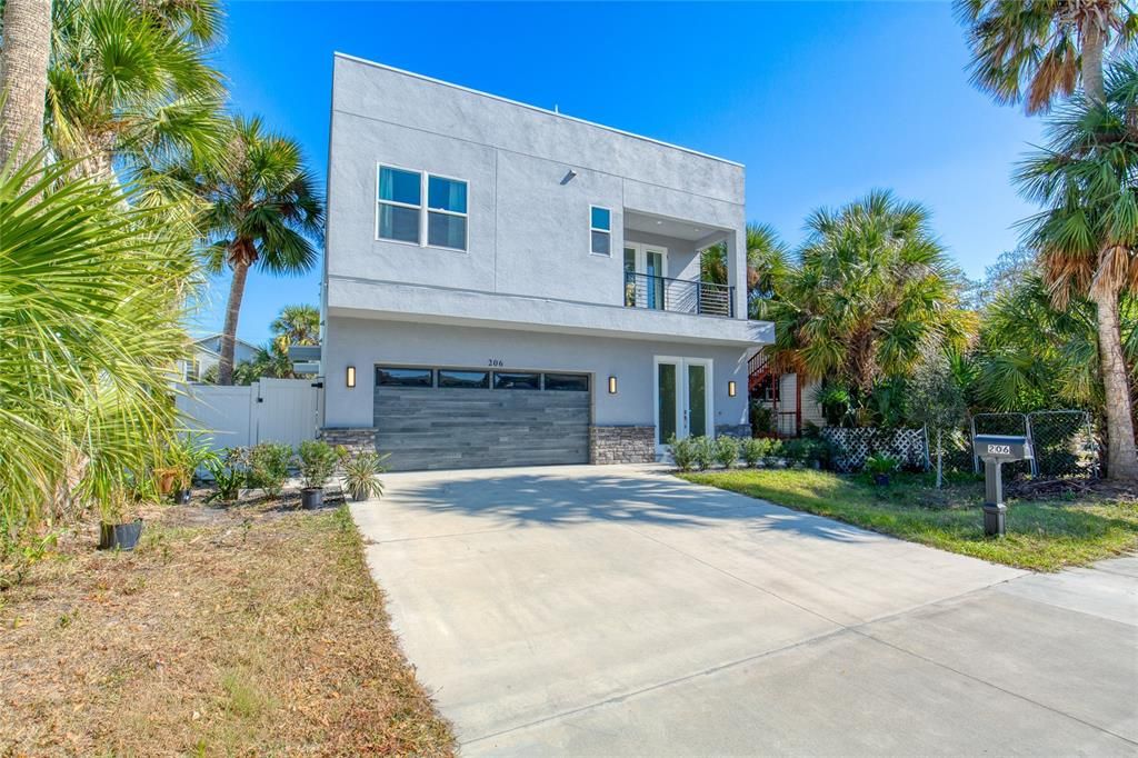En Venta: $948,000 (4 camas, 3 baños, 2864 Pies cuadrados)