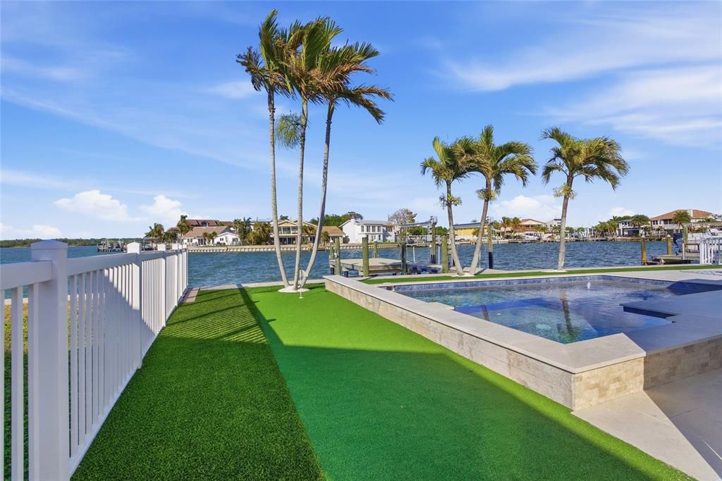 For Sale: $1,299,000 (2 beds, 2 baths, 1563 Square Feet)