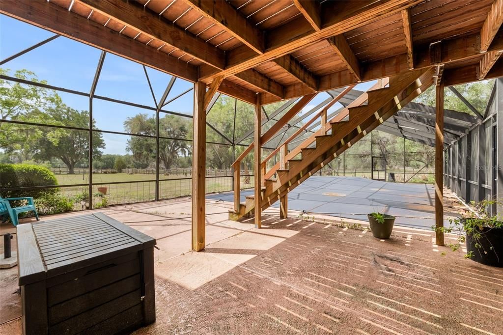 For Sale: $765,000 (4 beds, 4 baths, 4214 Square Feet)