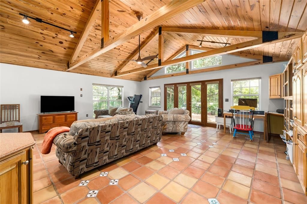 For Sale: $765,000 (4 beds, 4 baths, 4214 Square Feet)