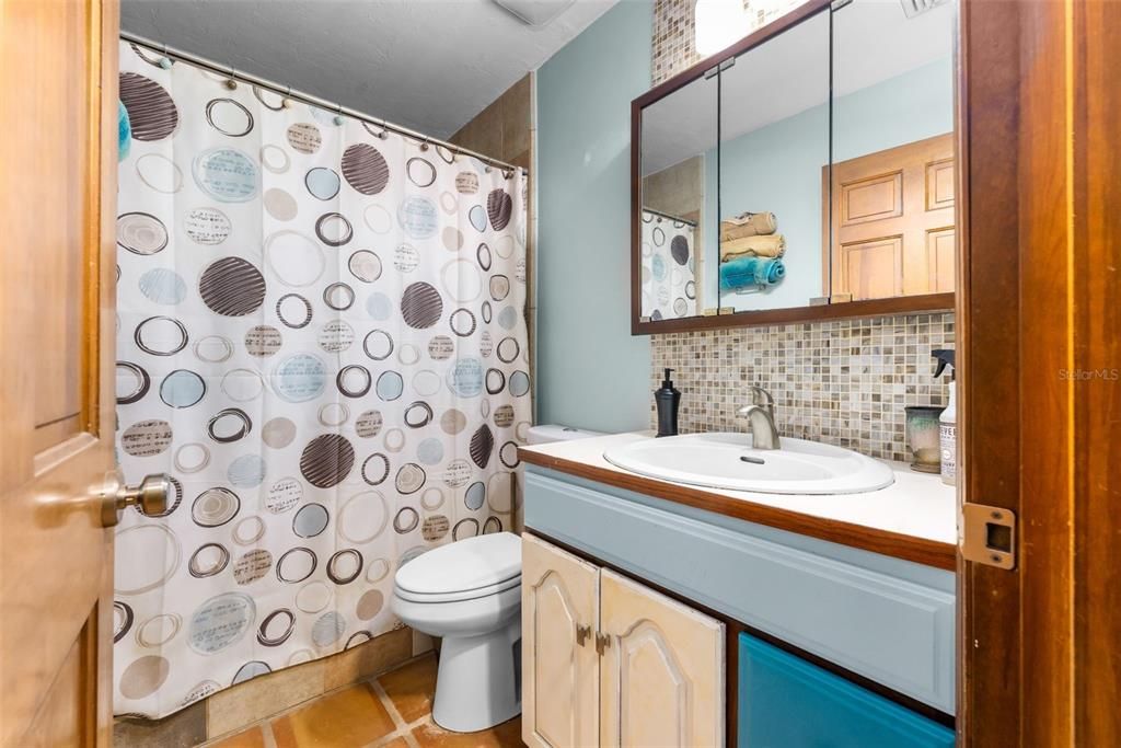 For Sale: $765,000 (4 beds, 4 baths, 4214 Square Feet)