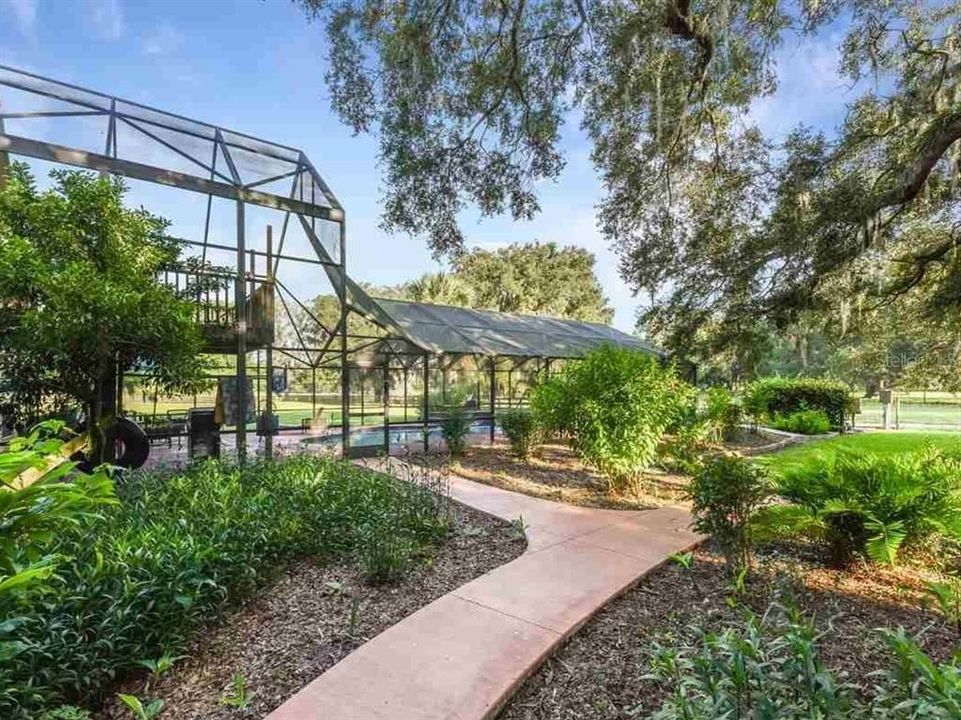 For Sale: $765,000 (4 beds, 4 baths, 4214 Square Feet)