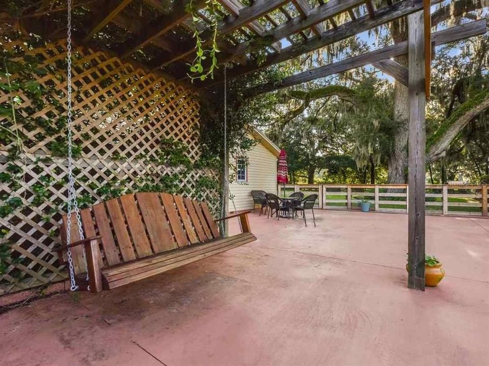 For Sale: $765,000 (4 beds, 4 baths, 4214 Square Feet)