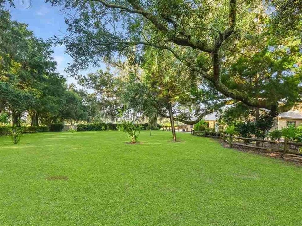 For Sale: $765,000 (4 beds, 4 baths, 4214 Square Feet)
