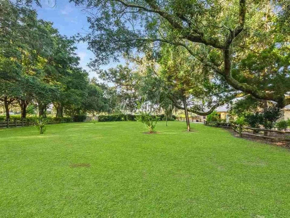 For Sale: $765,000 (4 beds, 4 baths, 4214 Square Feet)