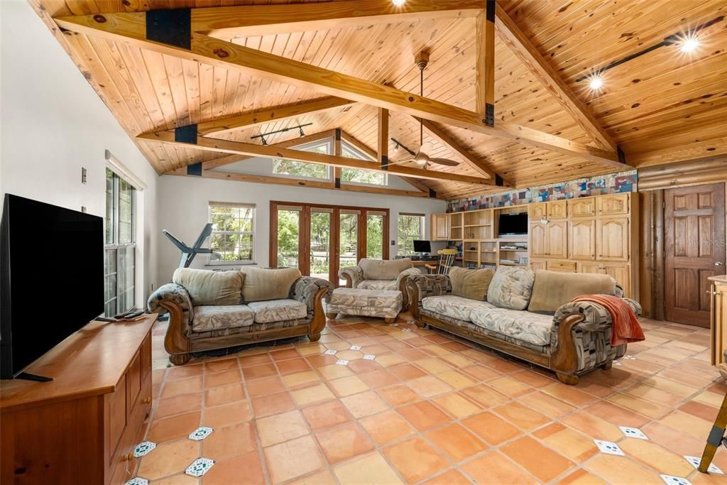 For Sale: $765,000 (4 beds, 4 baths, 4214 Square Feet)