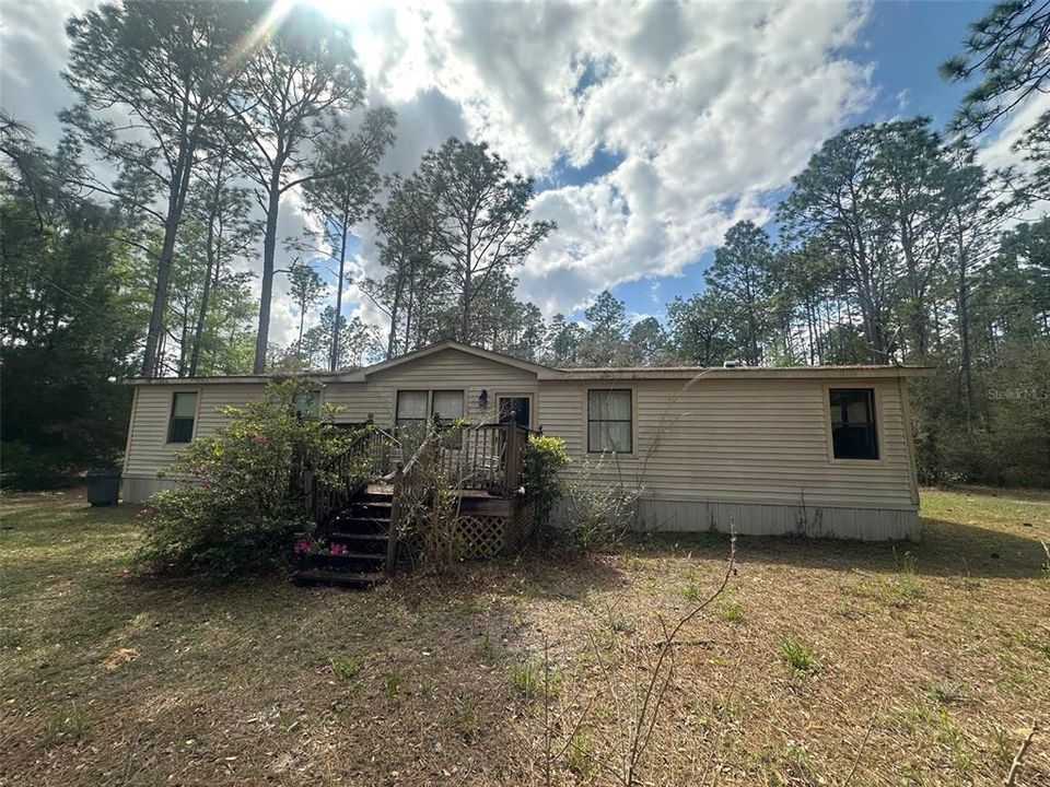 Recently Sold: $125,000 (3 beds, 2 baths, 1560 Square Feet)