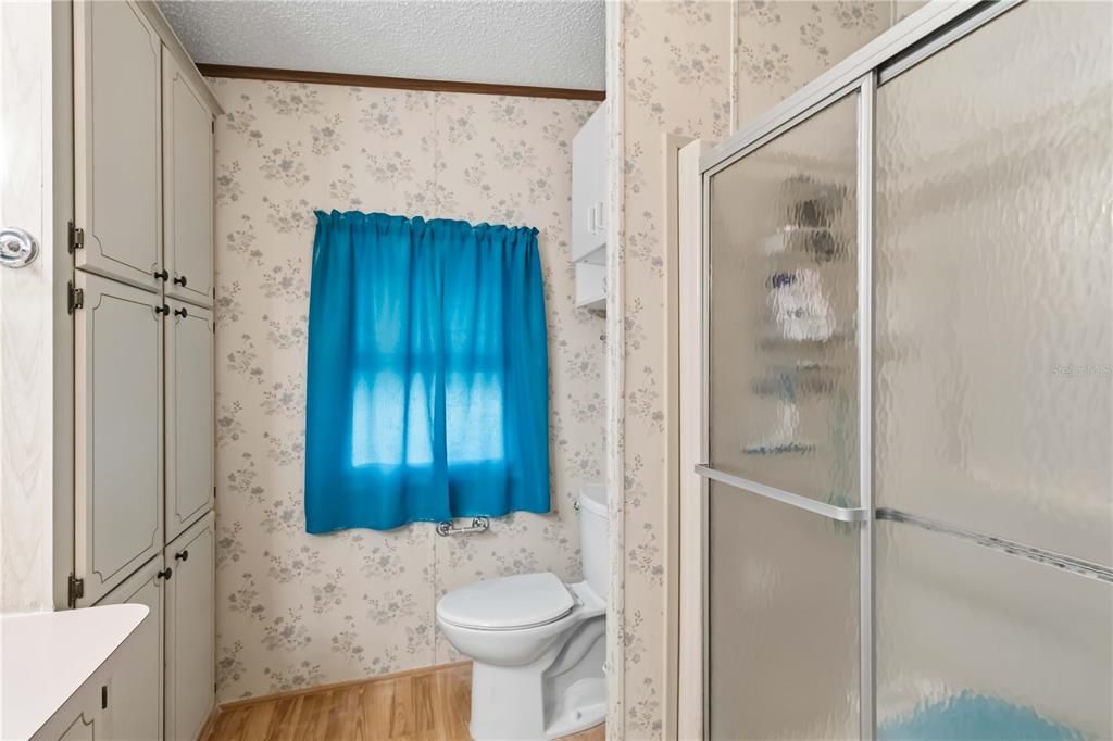 Под контрактом: $140,000 (2 спален, 2 ванн, 1080 Квадратных фут)