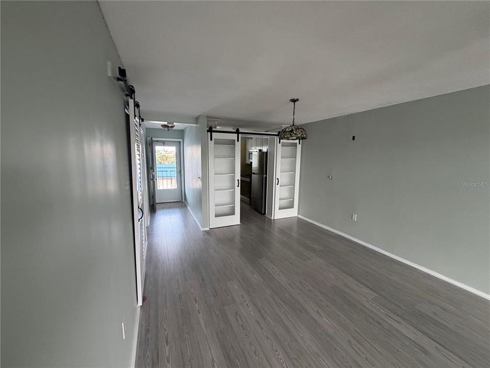 В аренду: $1,600 (2 спален, 2 ванн, 833 Квадратных фут)