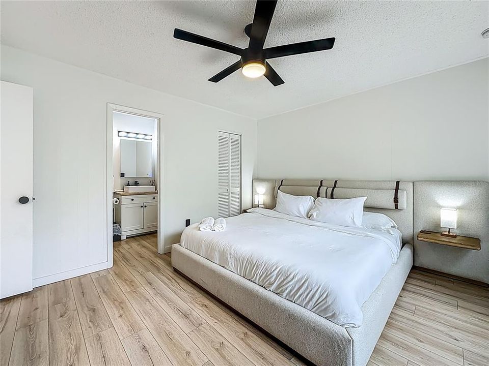 For Sale: $895,000 (4 beds, 3 baths, 3068 Square Feet)