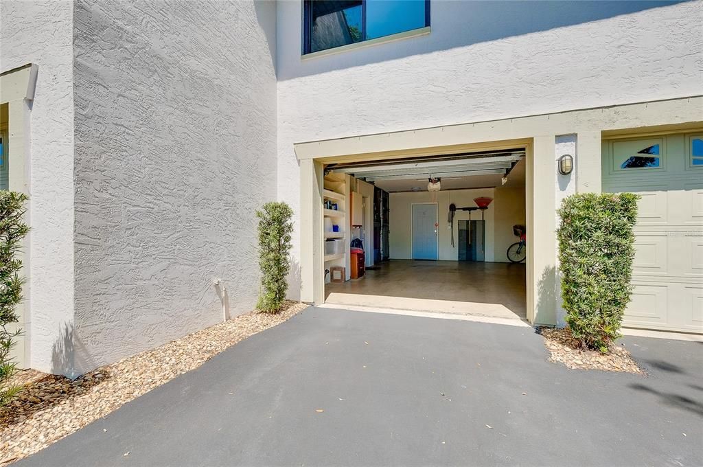 На продажу: $204,900 (2 спален, 2 ванн, 1120 Квадратных фут)