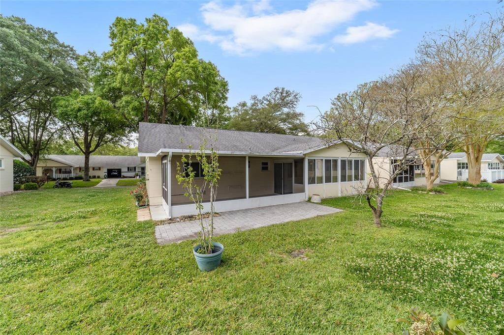 На продажу: $169,900 (2 спален, 2 ванн, 1369 Квадратных фут)