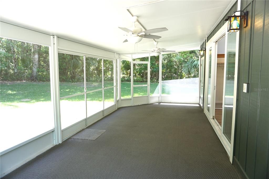 Activo con contrato: $964,900 (5 camas, 4 baños, 3475 Pies cuadrados)