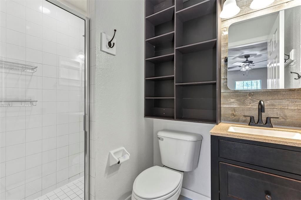 Active With Contract: $249,999 (3 beds, 2 baths, 1354 Square Feet)