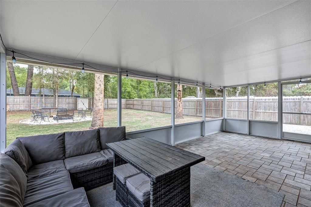 Active With Contract: $249,999 (3 beds, 2 baths, 1354 Square Feet)