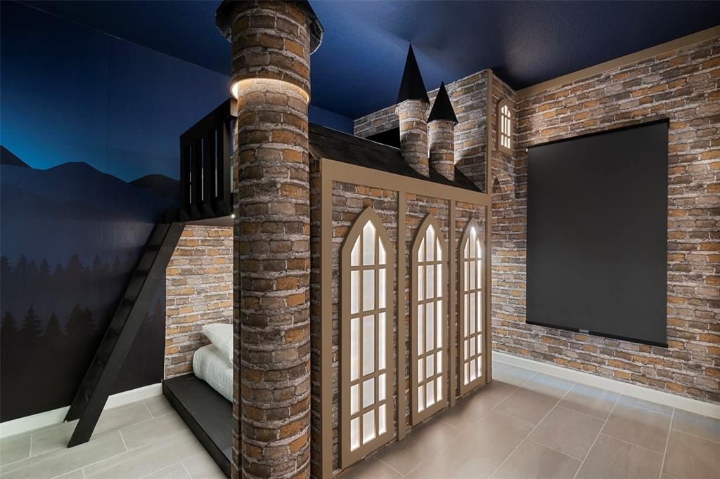 На продажу: $890,000 (5 спален, 5 ванн, 1918 Квадратных фут)