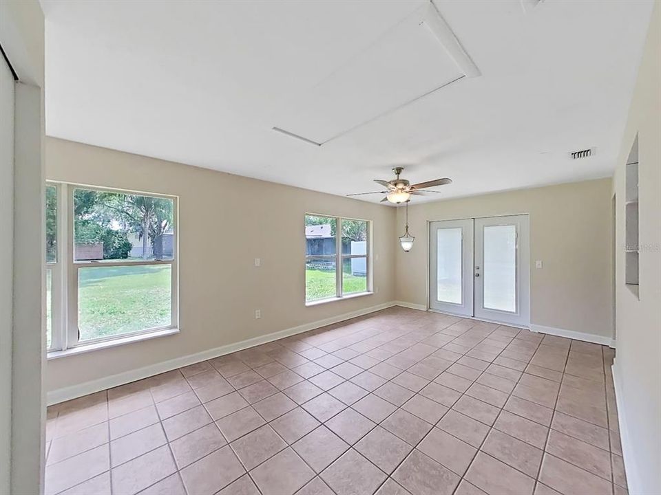 Activo con contrato: $436,500 (2 camas, 1 baños, 1196 Pies cuadrados)
