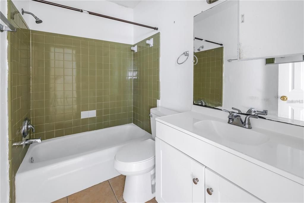 For Sale: $750,000 (8 beds, 0 baths, 3040 Square Feet)