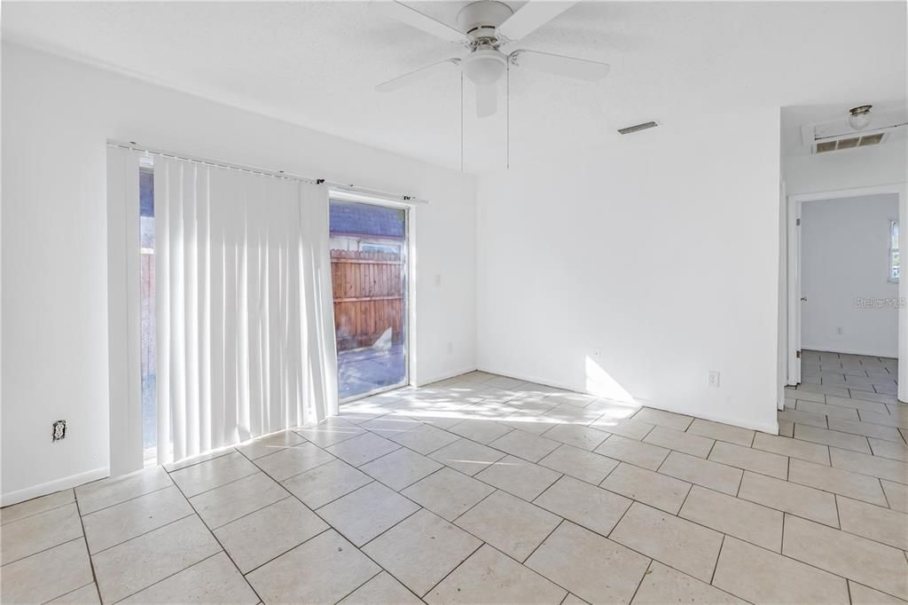 For Sale: $750,000 (8 beds, 0 baths, 3040 Square Feet)