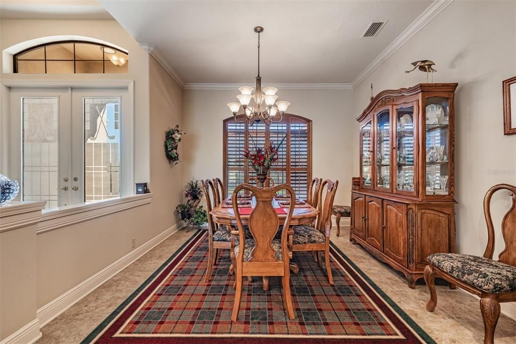 For Sale: $989,000 (3 beds, 3 baths, 3042 Square Feet)