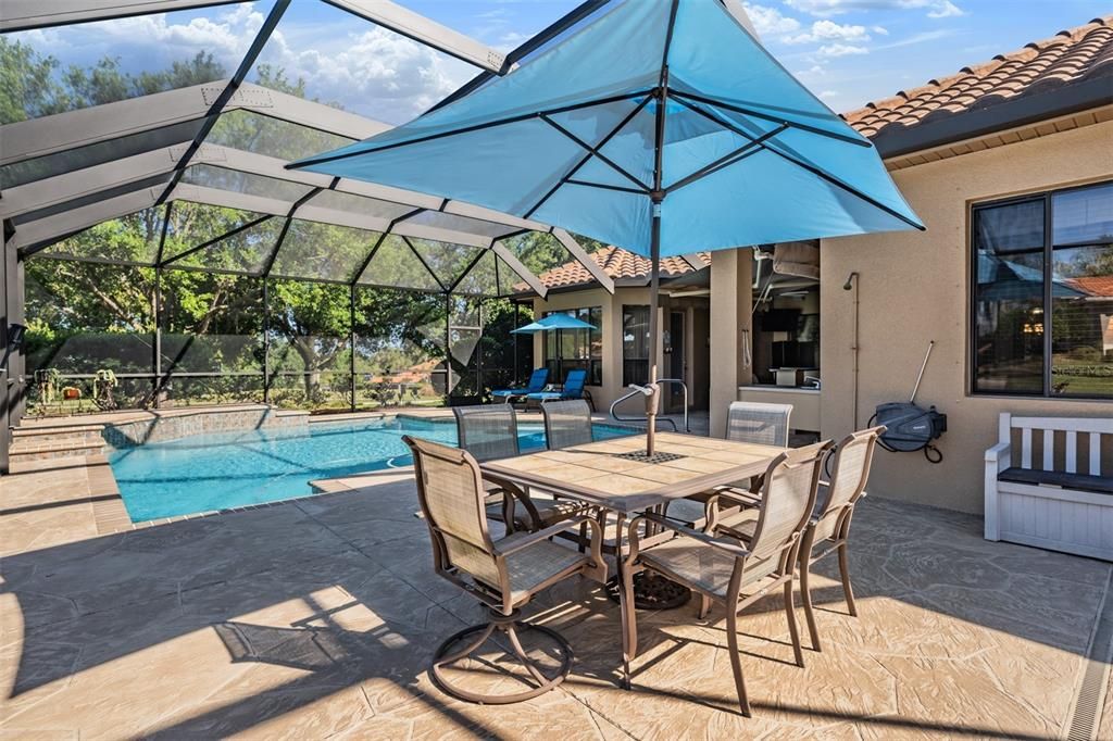 For Sale: $989,000 (3 beds, 3 baths, 3042 Square Feet)