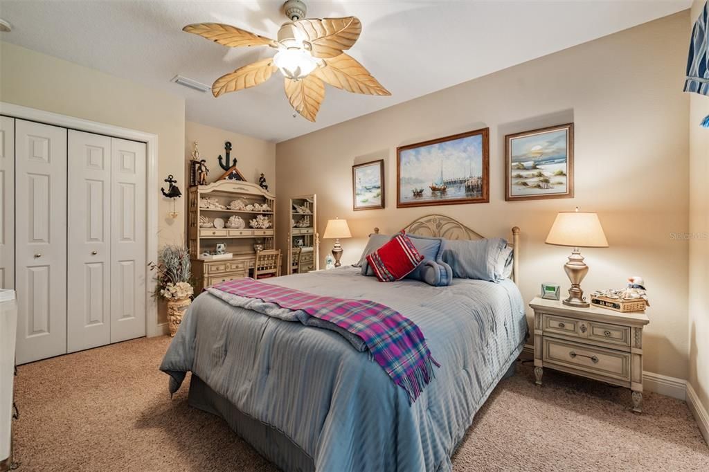For Sale: $989,000 (3 beds, 3 baths, 3042 Square Feet)