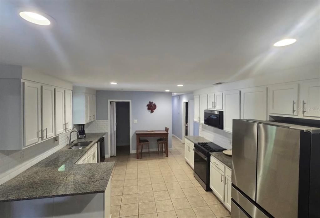 For Sale: $399,000 (3 beds, 2 baths, 1840 Square Feet)