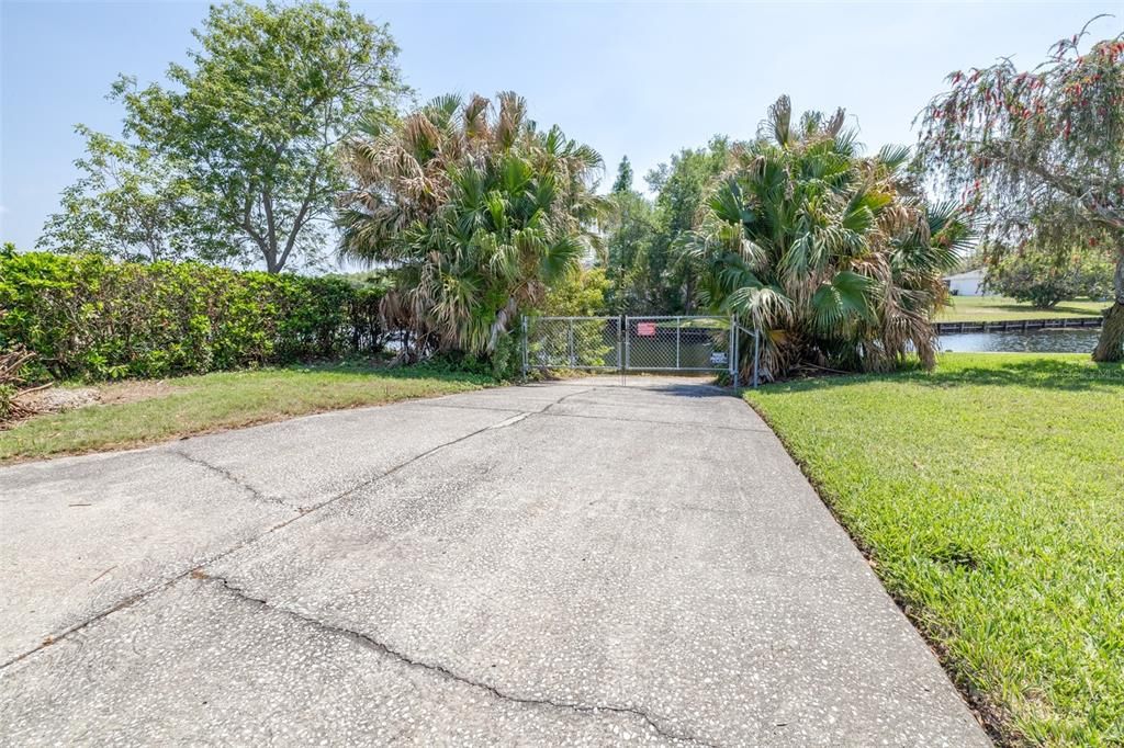 En Venta: $514,900 (3 camas, 2 baños, 2755 Pies cuadrados)