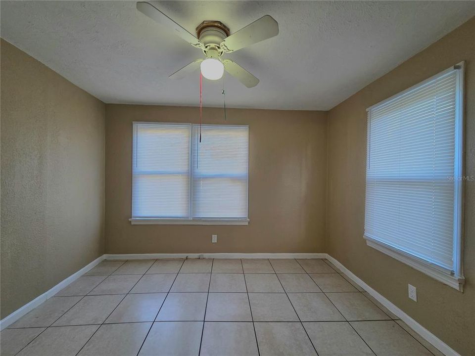 For Sale: $325,000 (6 beds, 0 baths, 2012 Square Feet)