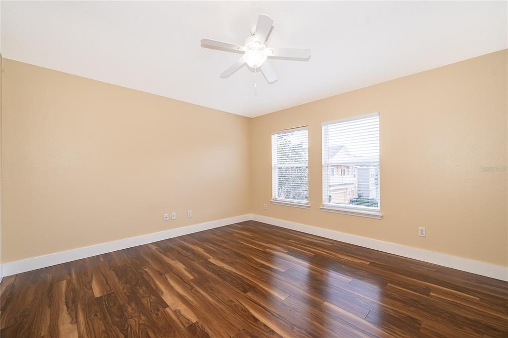 For Rent: $1,940 (2 beds, 2 baths, 1305 Square Feet)
