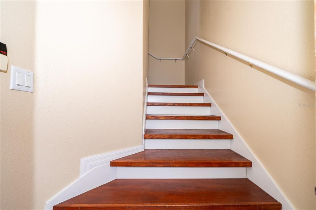 For Rent: $1,940 (2 beds, 2 baths, 1305 Square Feet)