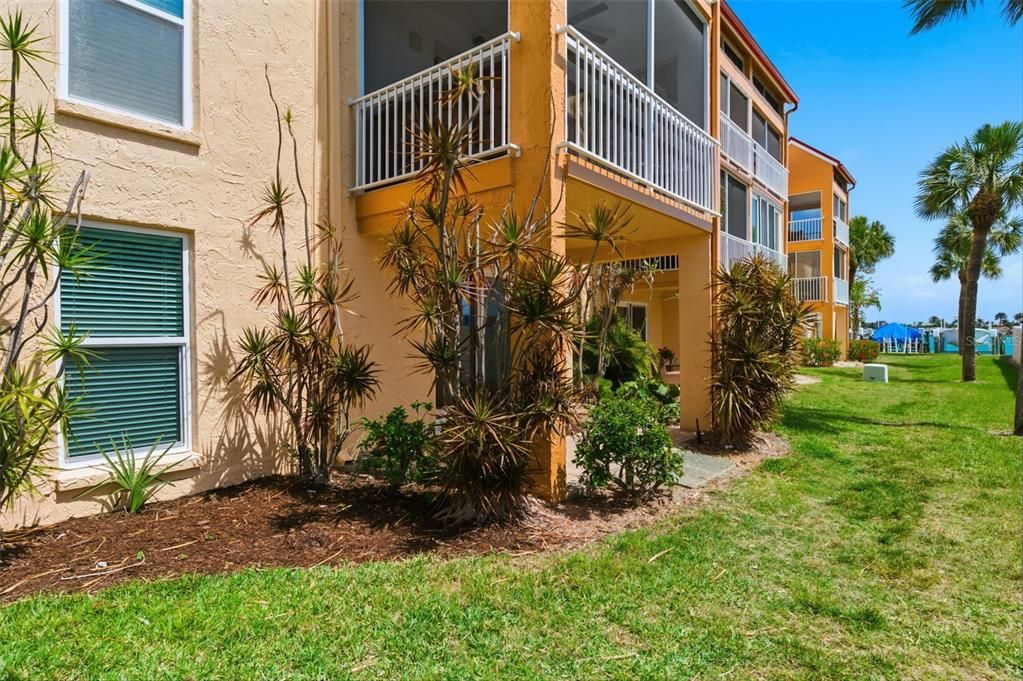 En Venta: $325,000 (2 camas, 1 baños, 790 Pies cuadrados)