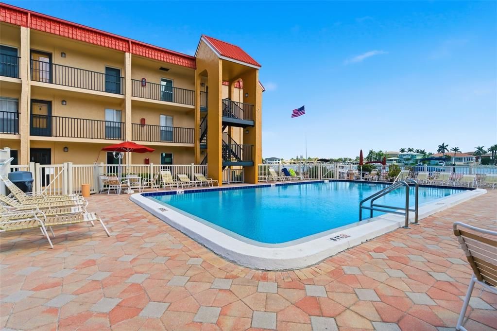 En Venta: $325,000 (2 camas, 1 baños, 790 Pies cuadrados)