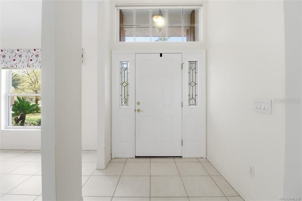 En Venta: $270,000 (3 camas, 2 baños, 1822 Pies cuadrados)