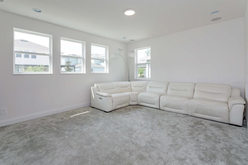 For Sale: $874,900 (4 beds, 4 baths, 3134 Square Feet)