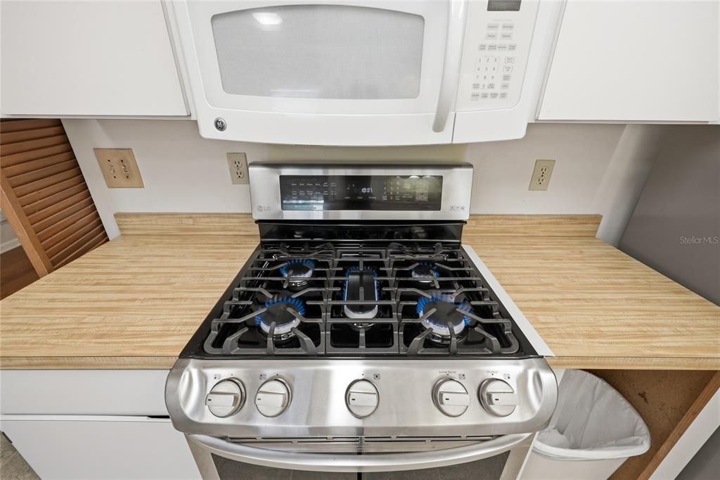 En Venta: $239,900 (2 camas, 2 baños, 1356 Pies cuadrados)