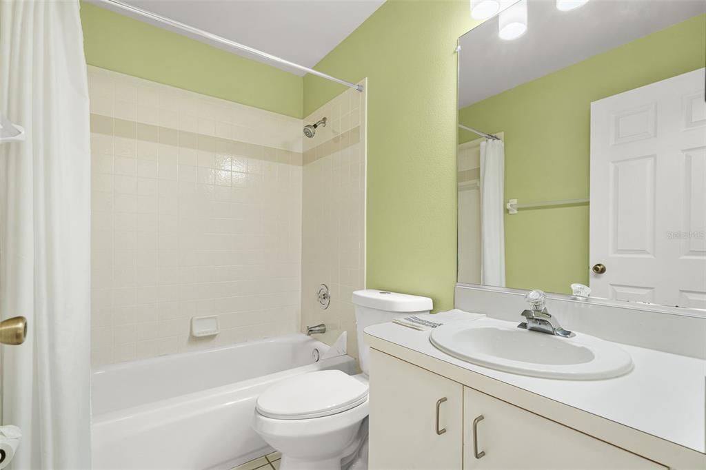 En Venta: $339,000 (3 camas, 2 baños, 1647 Pies cuadrados)