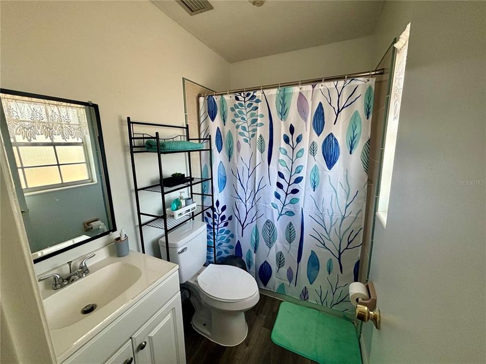 На продажу: $349,900 (5 спален, 3 ванн, 2609 Квадратных фут)