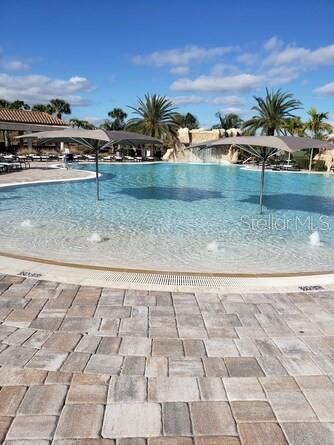 En Venta: $284,200 (2 camas, 2 baños, 1142 Pies cuadrados)