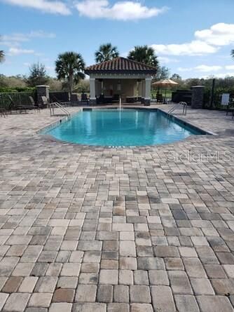 En Venta: $284,200 (2 camas, 2 baños, 1142 Pies cuadrados)