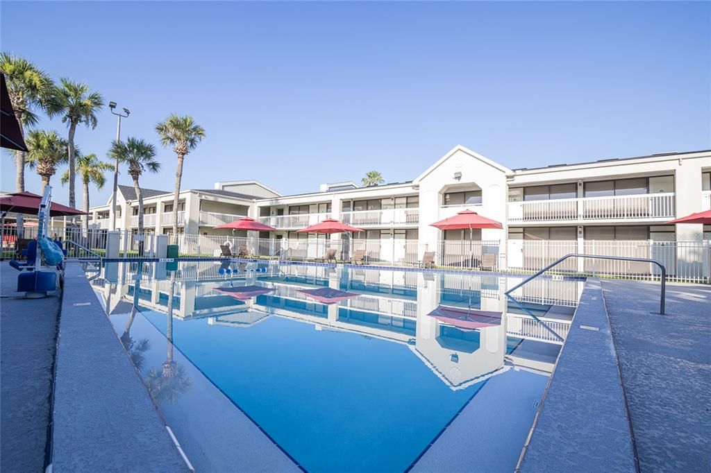 For Sale: $85,000 (1 beds, 1 baths, 325 Square Feet)