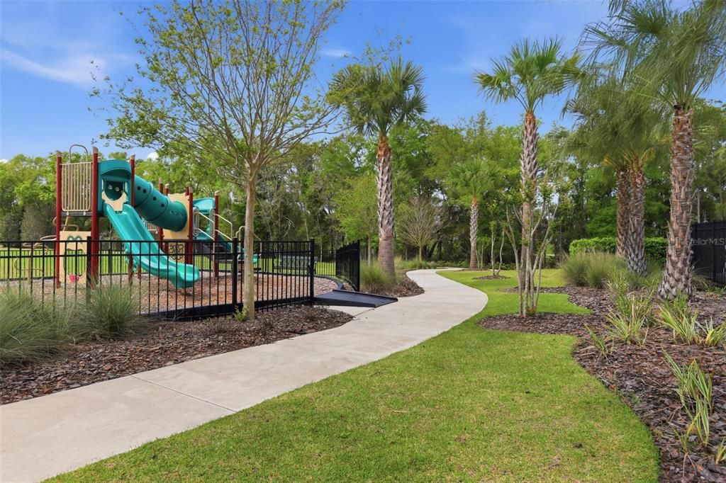 Active With Contract: $354,500 (4 beds, 2 baths, 1580 Square Feet)